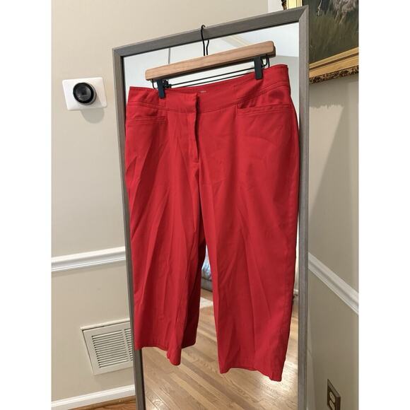 Tail Golf Women's Red Stretch Capri Pants Size 12 - Picture 1 of 3
